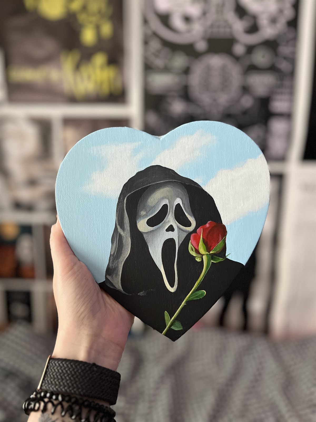 Ghostface, the canvas seen from a different angle